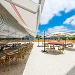 فندق Tryp By Wyndham ليريا