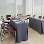 Hotel Tryp By Wyndham