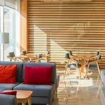 Tryp By Wyndham Hotel 4*