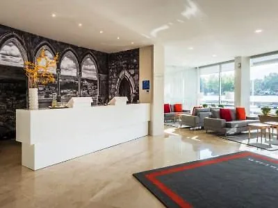 호텔 Tryp By Wyndham 4*