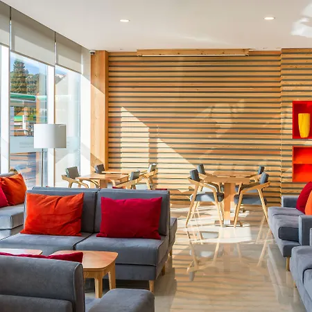 호텔 Tryp By Wyndham 4*