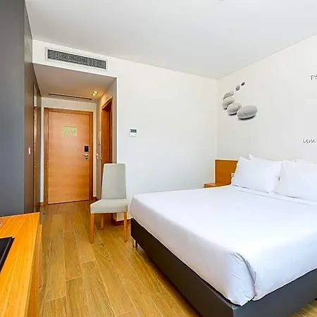 Tryp By Wyndham Отель 4*