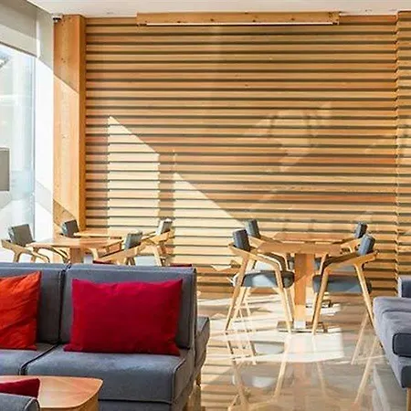 Hotel Tryp By Wyndham