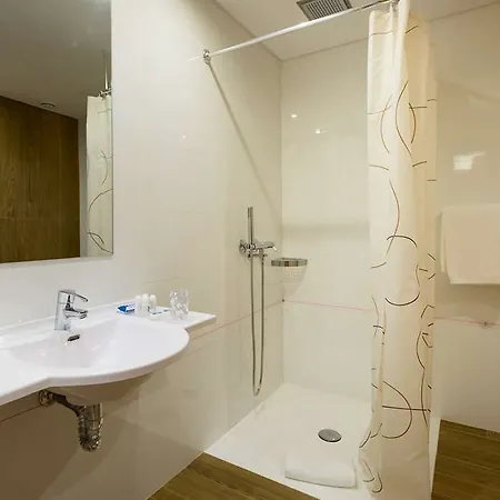 Tryp By Wyndham Otel