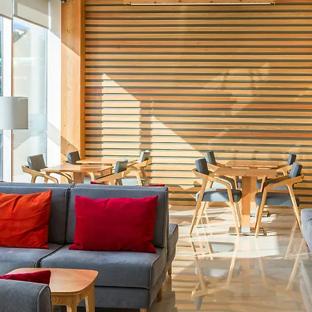 Tryp By Wyndham Otel 4*