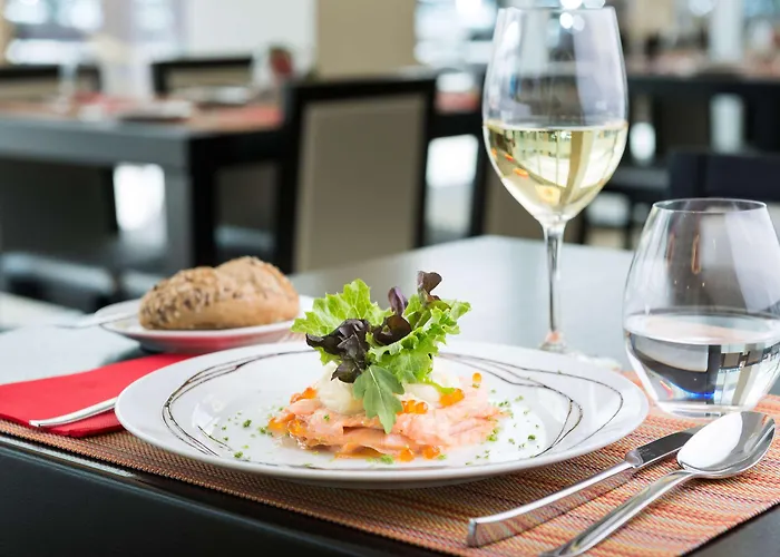 ホテル Tryp By Wyndham 4*