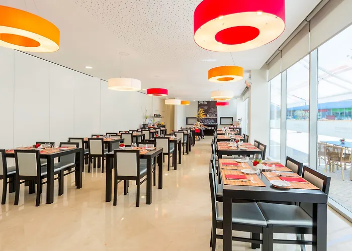 Tryp By Wyndham レイリア