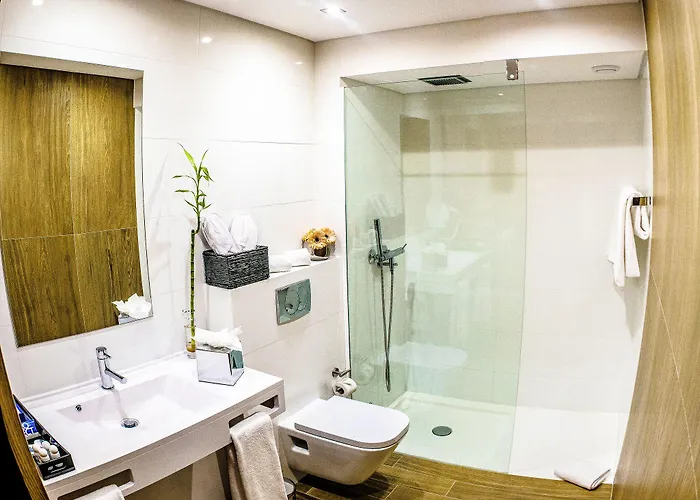 Tryp By Wyndham 4*