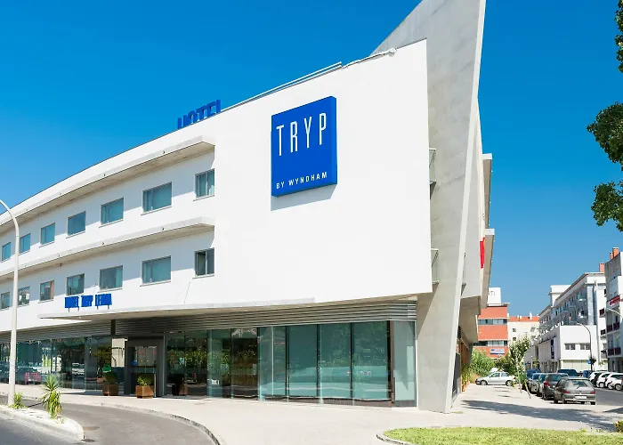 Tryp By Wyndham ホテル 4*