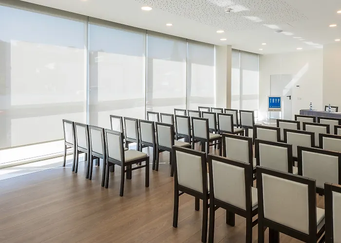 Tryp By Wyndham レイリア