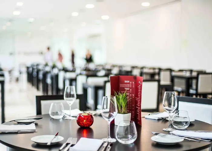 Tryp By Wyndham 4* レイリア